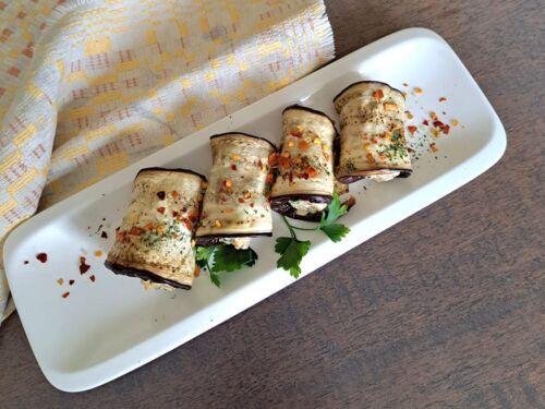 Baklazanu-suktinukai-su-jogurtu-ir-cesnaku