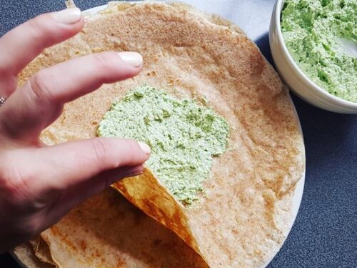 Lietiniu-idaras-su-spinatais-ir-varske