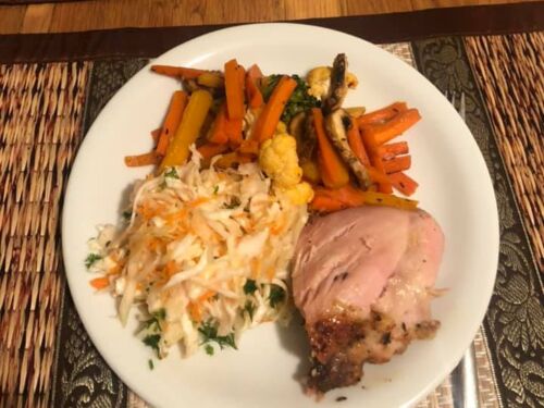 vistiena_kepta-orkaiteje-vistiena-su-kepintomis-darzovemis