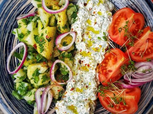 bulviu-salotos-su-dzadziki-padazu