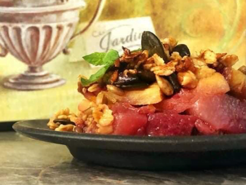 keptu-obuoliu-desertas-su-namine-granola