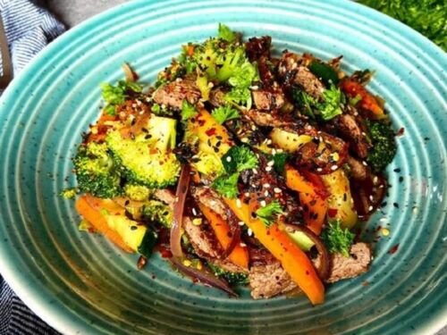 kepta_jautiena-su-darzovemis