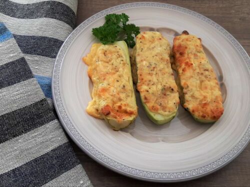 cukinija-idaryta-su-varske