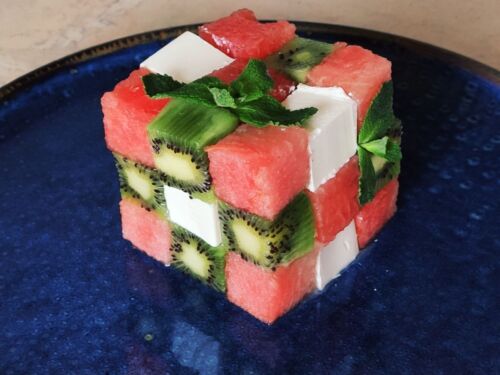 arbuzo-kivi-ir-fetos-surio-desertas-rubiko-kubas