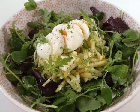 Prinokusio avokado minkštime esančias riebalų rūgštis nuo oksidacijos galima apsaugoti suvilgius jį citrinos sultimis.