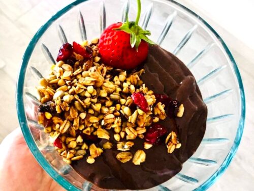 akavinis-ledu-kremas-su-namine-granola