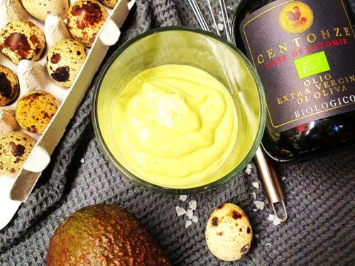 naminis-majonezas-su-avokadu-ir-putpeliu-kiausiniais