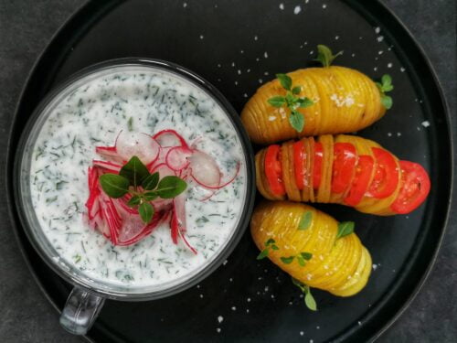 alta-kefyro-sriuba-su-ridikeliais-ir-krapais