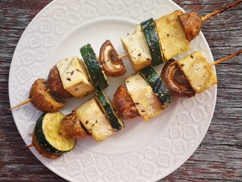 Tofu-ir-darzoviu-iesmeliai-grilyje