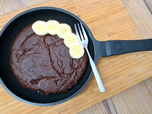 Sokoladinis-pyragas-tiesiai-is-keptuves