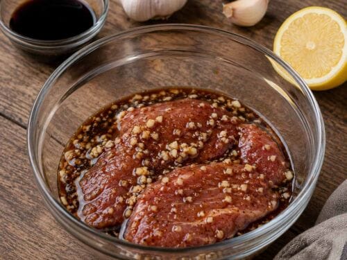 Sojos-padazo-ir-cesnaku-marinatas-mesai