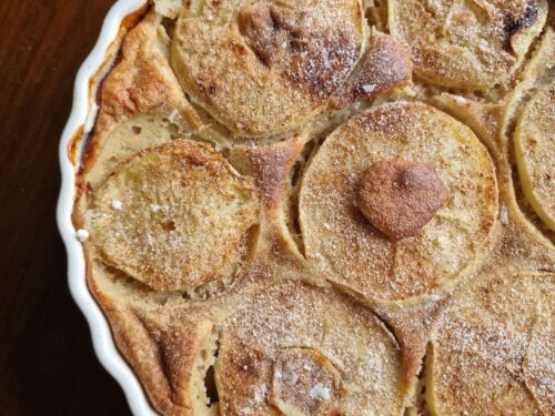 Greitai-pagaminamas-kupinas-baltymu-obuoliu-pyragas-be-glitimo