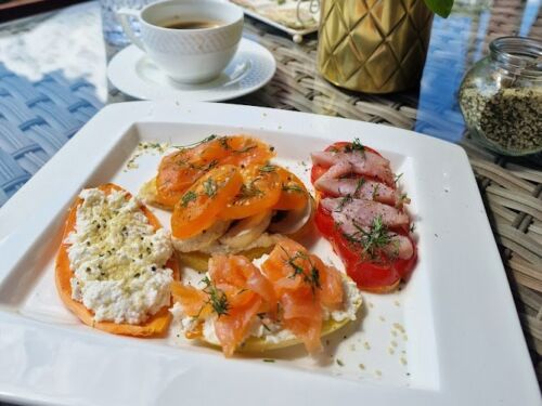 sumustinis-be-duonos-vietoje-jos-bulves-riekele