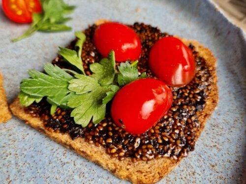 sumustinis-su-juodaisiais-ikrais-is-ispaninio-salavijo-seklu