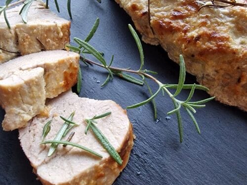 sultinga-kiaulienos-ispjova-kepta-orkaiteje-su-rozmarinu-ir-garstyciomis