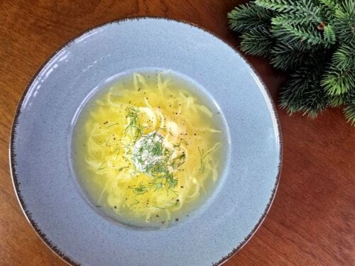 kopustu-sriuba-is-2-sudetiniu-daliu