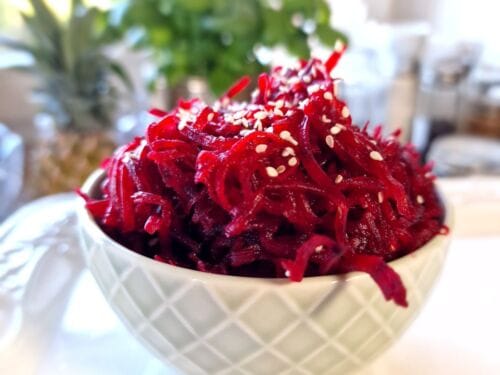 astriu-korejietisku-burokeliu-salotos