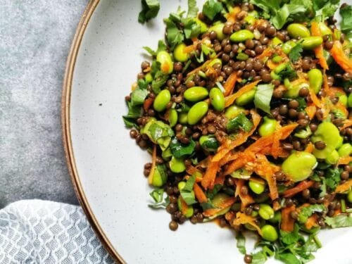 pupu-lesiu-ir-edamame-pupeliu-salotos-su-morkomis