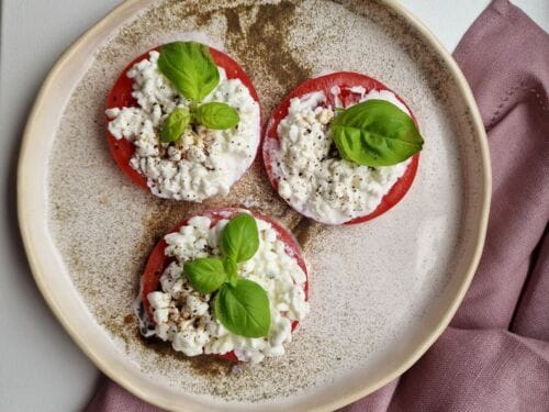 uzkandis-greitiems-pietums-grudeta-varske-su-pomidorais