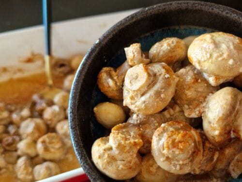 kepti-pievagrybiai-su-prieskoniais