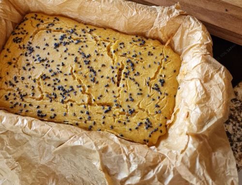 Baltyminė avinžirnių duona be glitimo ir pieno produktų