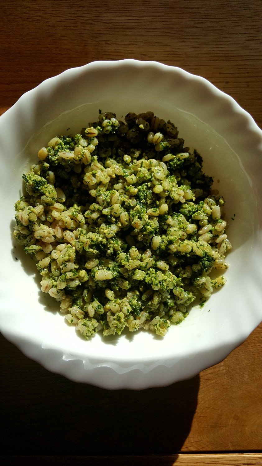 Perlinių kruopų košė su krapų pesto - Vaida Kurpienė